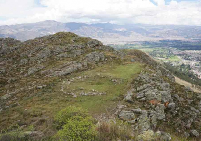 Megalityczny Plac Callacpuma 