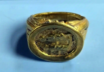 zloty pierscien rzymski